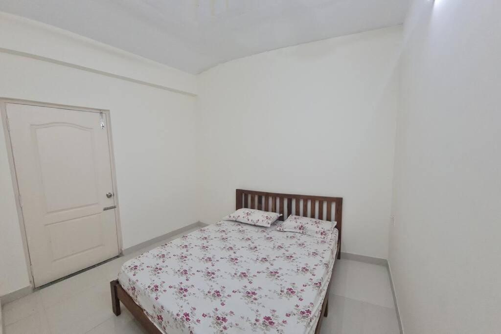 Kamalam 2 Bhk - Non Ac Villa Kojambuttúr Kültér fotó