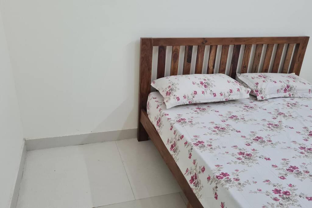 Kamalam 2 Bhk - Non Ac Villa Kojambuttúr Kültér fotó